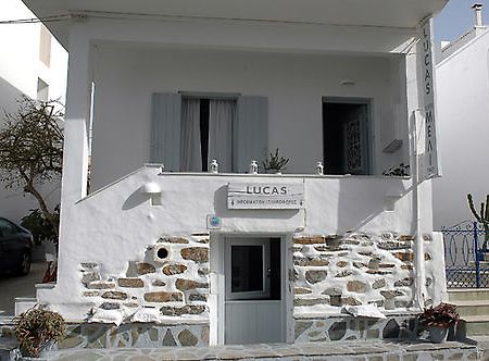 Tínos Lucas Rooms מראה חיצוני תמונה